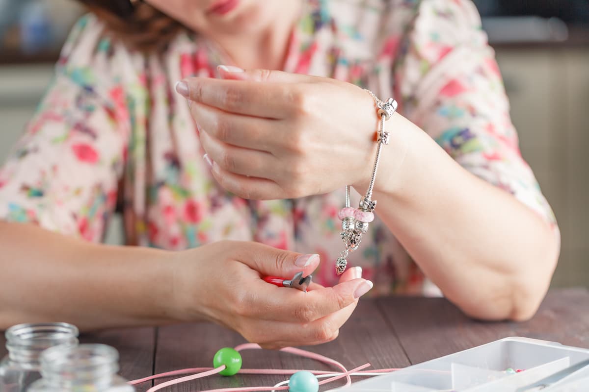 5 astuces pour bien choisir ses bijoux faits main
